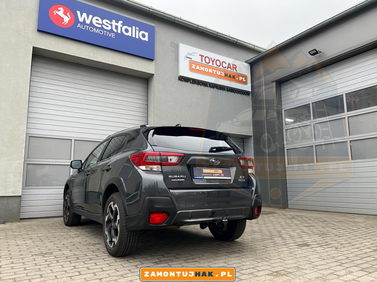 zdjęcie Subaru XV 2022 z zamontowanym hakiem holowniczym